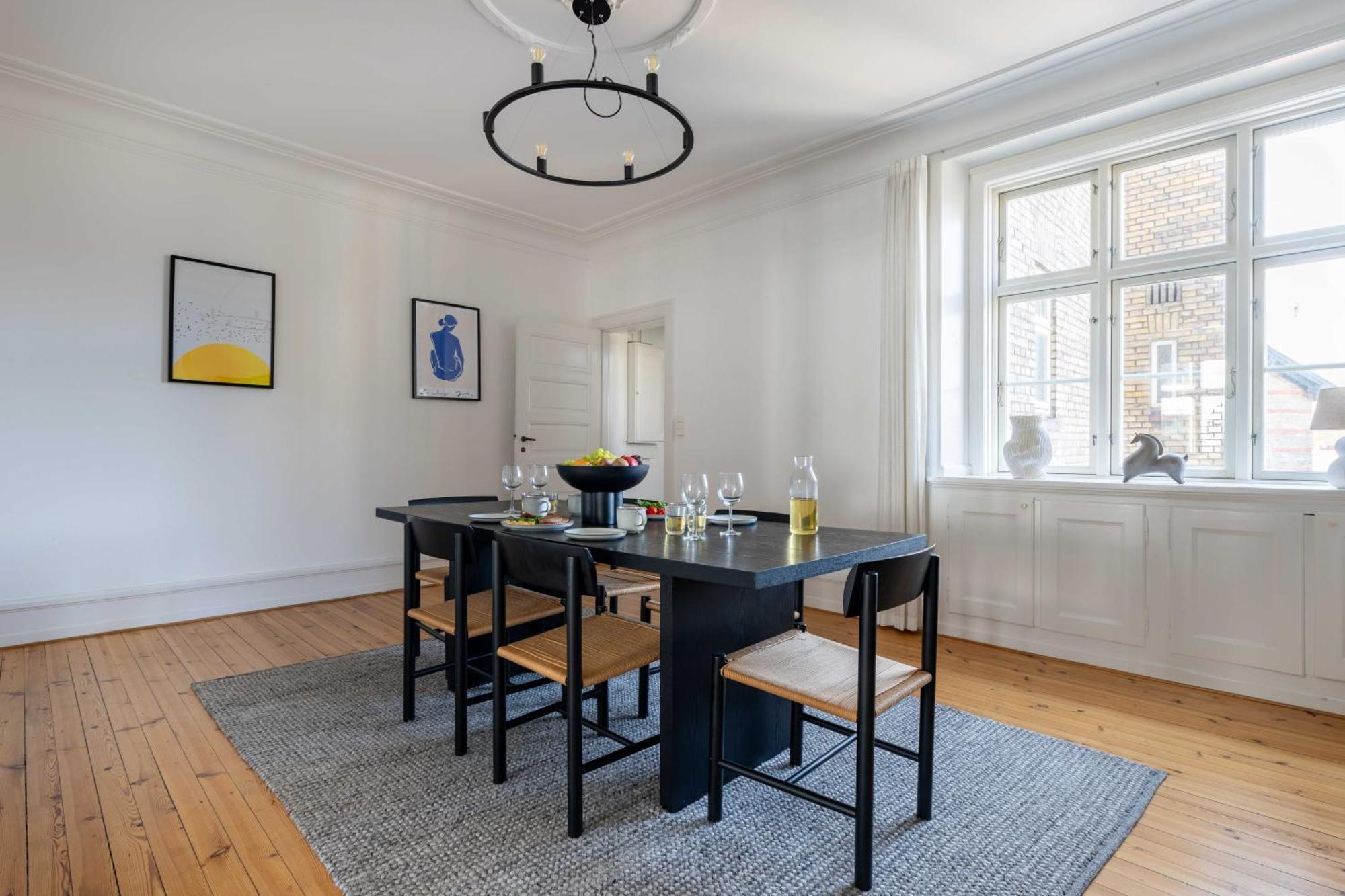Spacious 3 Bedroom In Peaceful Area Appartement