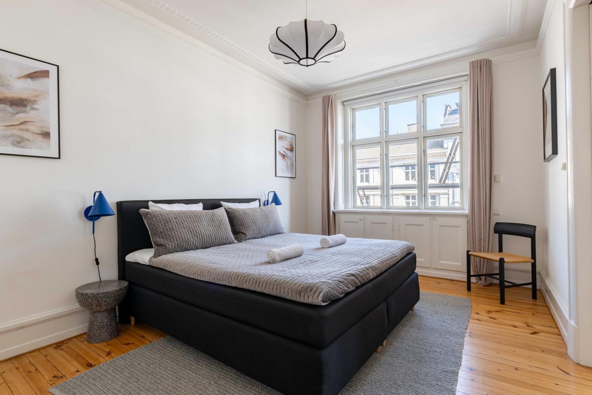 Appartement Spacious 3 Bedroom In Peaceful Area *