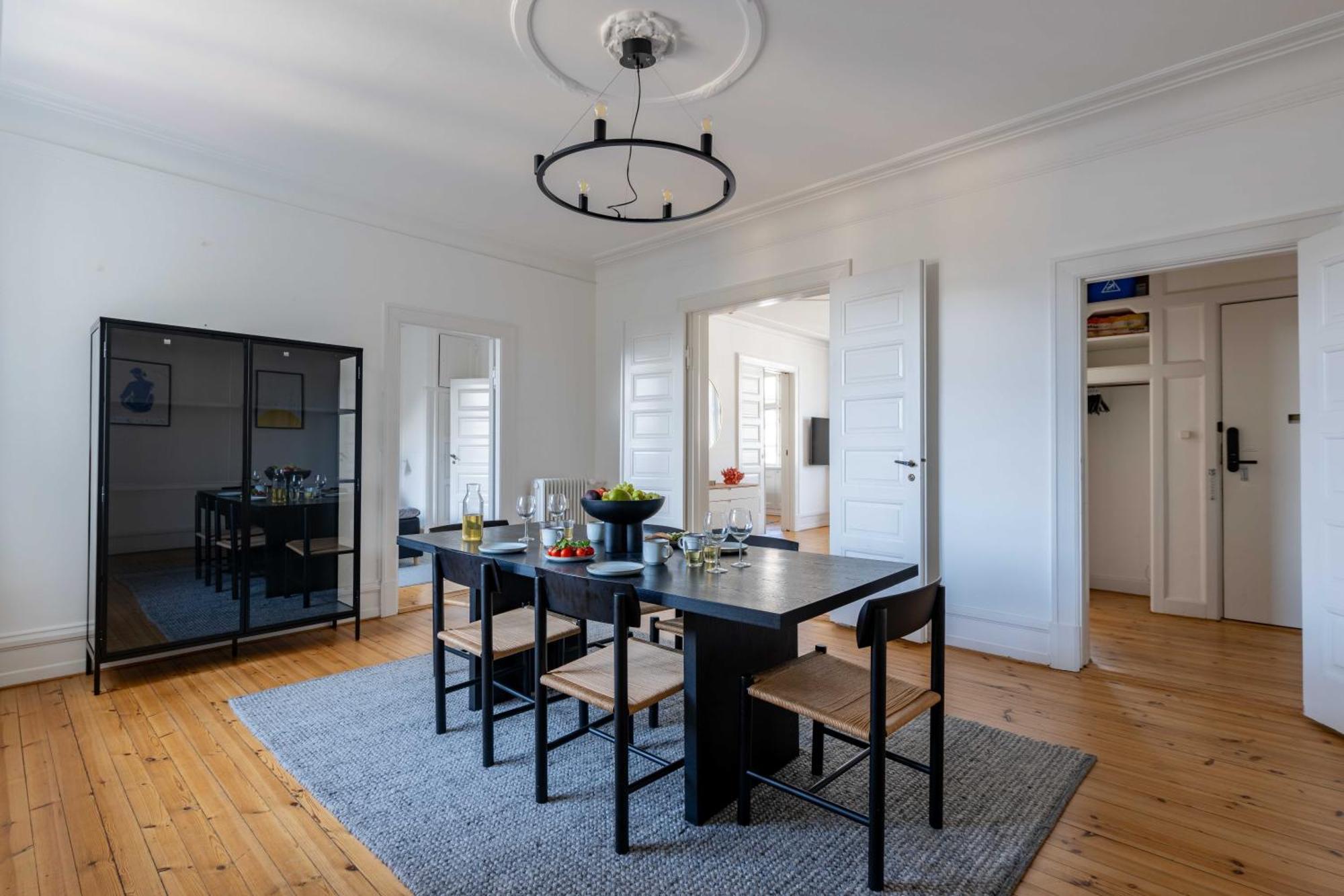 Spacious 3 Bedroom In Peaceful Area Copenhagen
